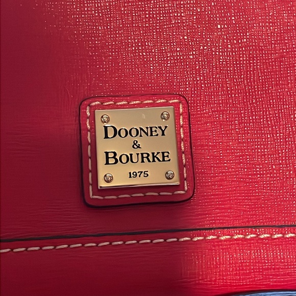 Dooney & Bourke purse - Picture 2 of 9